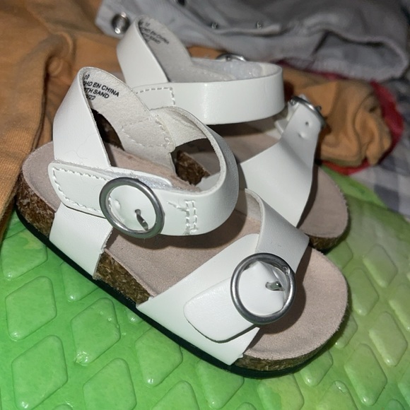 2 pjs, romper and Old Navy Sandals - Picture 2 of 5